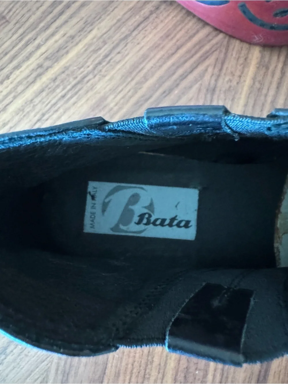 🇮🇹 Vintage BATA Men’s Leather Ankle Boots — Made in Italy — NEW / NEVER WORN